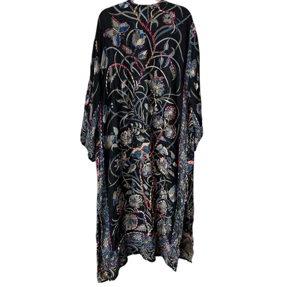 Ayka Ciara Thick Stitch Floral Embroidered Duster One Size - Picture 3 of 11